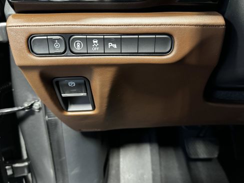 Certified 2023 Acura MDX FWD w/ Technology Package image 17