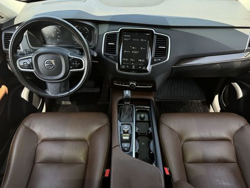 Used 2019 Volvo XC90 T6 Momentum w/ Advanced Package AWD/4WD image 11