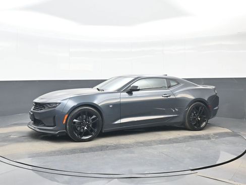 Used 2019 Chevrolet Camaro LT w/ 1LE Track Performance Package RWD image 2