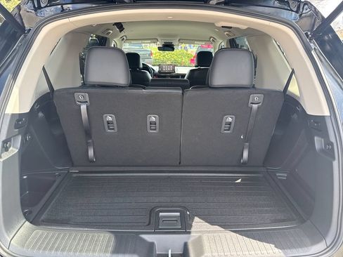 Certified 2025 Honda Pilot EX-L image 45