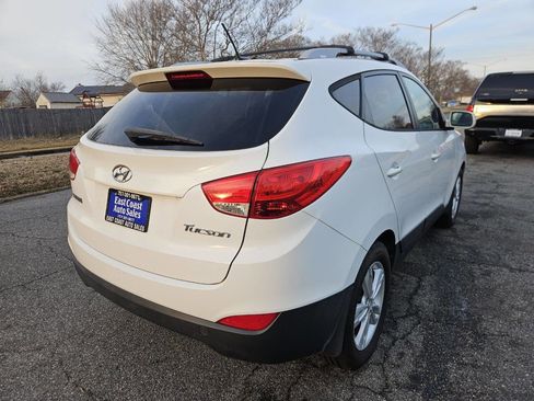 Used 2013 Hyundai Tucson GLS image 6