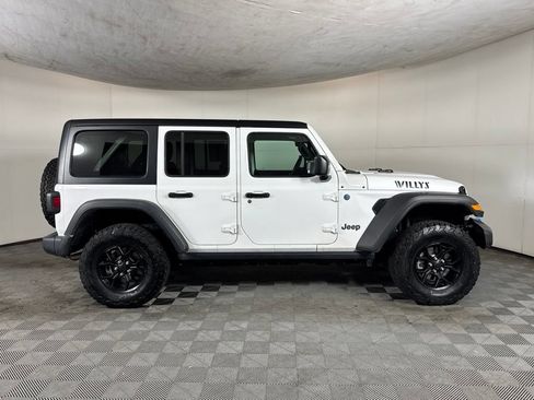 Certified 2024 Jeep Wrangler Unlimited AWD/4WD image 4