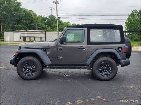 Used 2024 Jeep Wrangler Sport AWD/4WD image 17