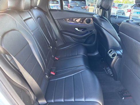 Used 2020 Mercedes-Benz GLC 300 4MATIC image 15