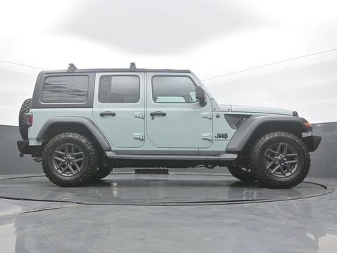 Used 2024 Jeep Wrangler Unlimited Sport AWD/4WD image 50