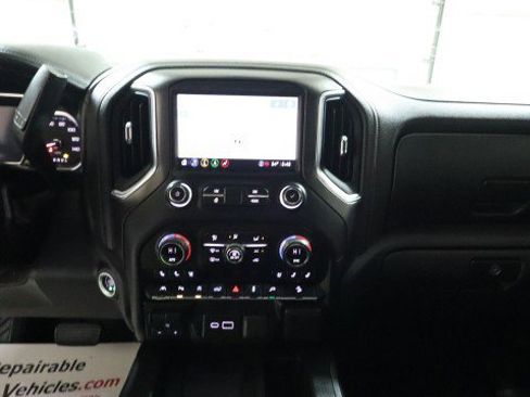 Used 2021 GMC Sierra 1500 AT4 w/ AT4 Value Package image 15