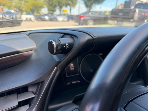 Used 2019 Lexus ES 350 w/ Premium Package FWD image 29
