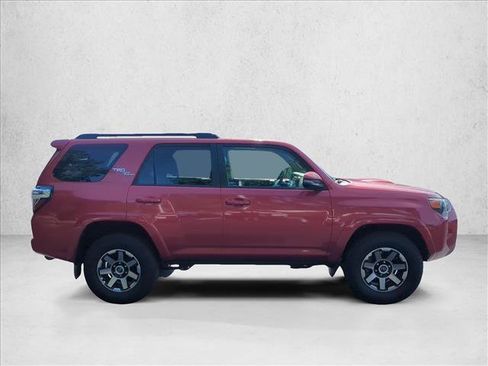 Used 2020 Toyota 4Runner TRD Off-Road Premium w/ Moonroof Package AWD/4WD image 4
