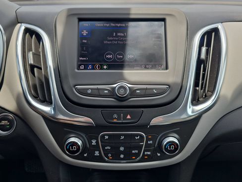Used 2022 Chevrolet Equinox LT w/ Driver Convenience Package FWD image 22