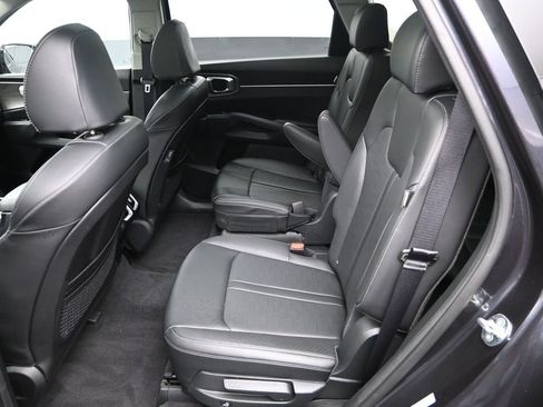 Certified 2025 Kia Sorento X-Line EX AWD/4WD image 31