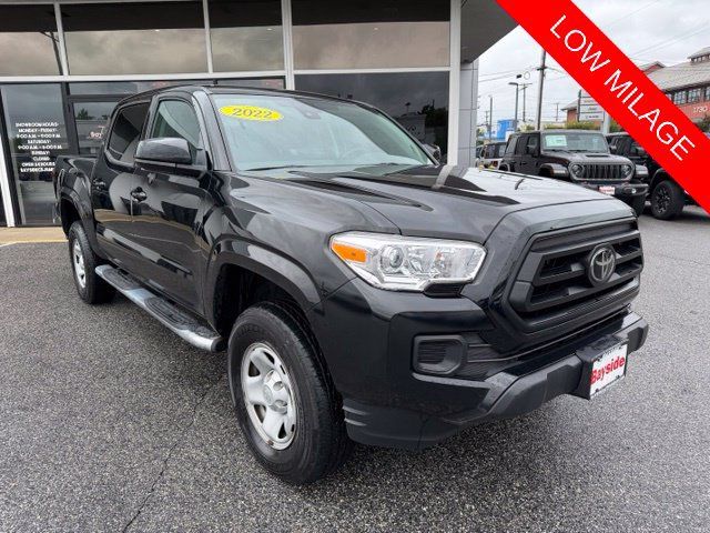 Used 2022 Toyota Tacoma SR AWD/4WD image 4