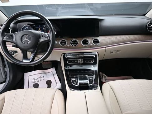 Used 2017 Mercedes-Benz E 300 4MATIC image 20