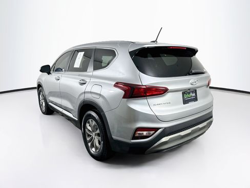 Used 2020 Hyundai Santa Fe SE FWD image 5