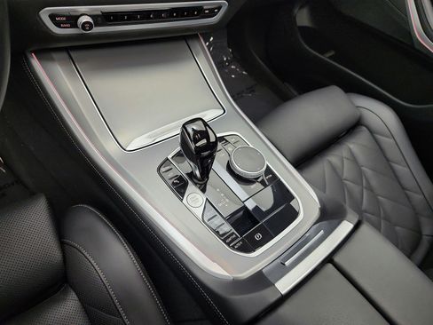 Used 2023 BMW X5 sDrive40i w/ Climate Comfort Package RWD image 13