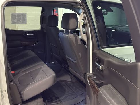 Used 2022 GMC Sierra 1500 Elevation image 14