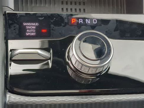 New 2026 Jeep Grand Cherokee Limited w/ Luxury Tech Group II AWD/4WD image 35