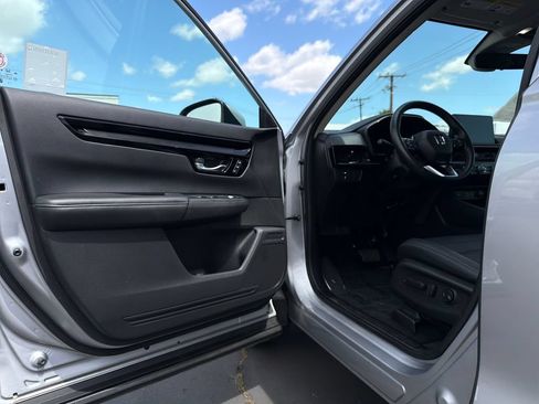 Used 2025 Honda CR-V EX-L image 10