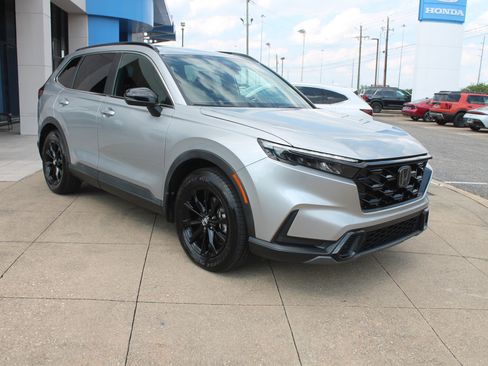 Used 2023 Honda CR-V Sport image 1