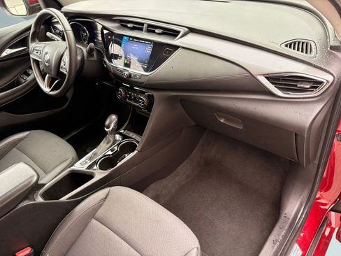 Used 2022 Buick Encore GX Select w/ Sport Touring Package image 27