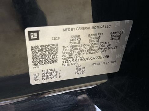Used 2019 Chevrolet Suburban LT w/ Luxury Package AWD/4WD image 35