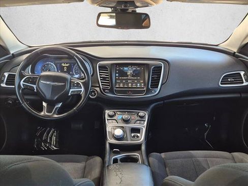 Used 2016 Chrysler 200 Limited w/ Anniversary Edition FWD image 17