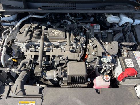 Used 2025 Toyota Corolla LE image 30