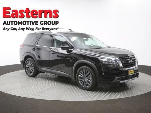 Used 2025 Nissan Pathfinder SL w/ SL Premium Package AWD/4WD image 52