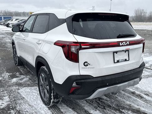 New 2026 Kia Seltos LX image 6