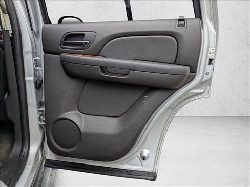 Used 2013 Chevrolet Tahoe LS w/ Convenience Package image 28
