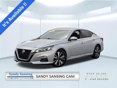 Used 2022 Nissan Altima 2.5 SV