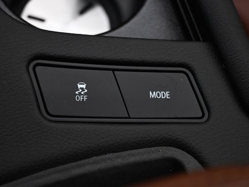 New 2025 Cadillac XT5 Premium Luxury w/ Technology Package image 32