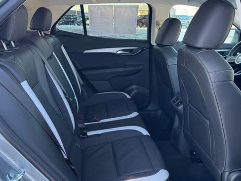 Used 2025 Buick Envision Sport Touring image 17