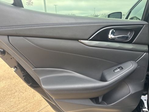 Used 2018 Nissan Maxima SR w/ Midnight Edition image 20