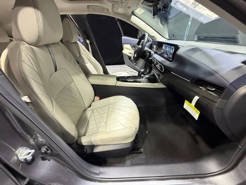 New 2026 Nissan Sentra SL w/ Floor Mat Package image 19