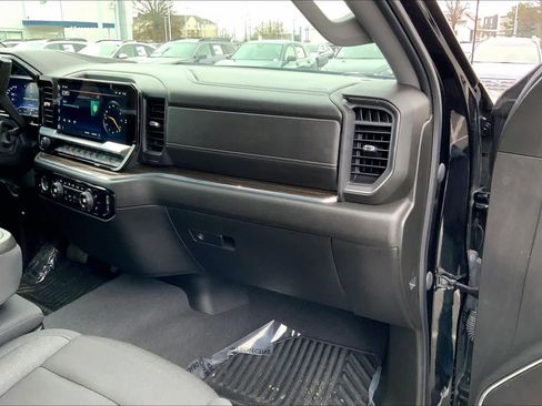 Used 2023 Chevrolet Silverado 1500 LT image 17