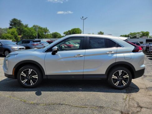 New 2025 Mitsubishi Eclipse Cross SE image 2