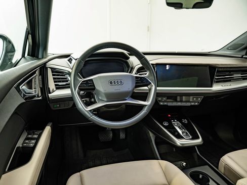 Used 2023 Audi Q4 e-tron Premium Plus w/ Premium Plus AWD/4WD image 33