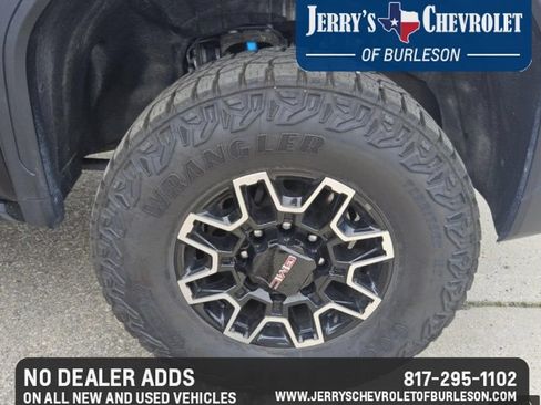 Used 2026 GMC Sierra 2500 AT4X AWD/4WD image 11