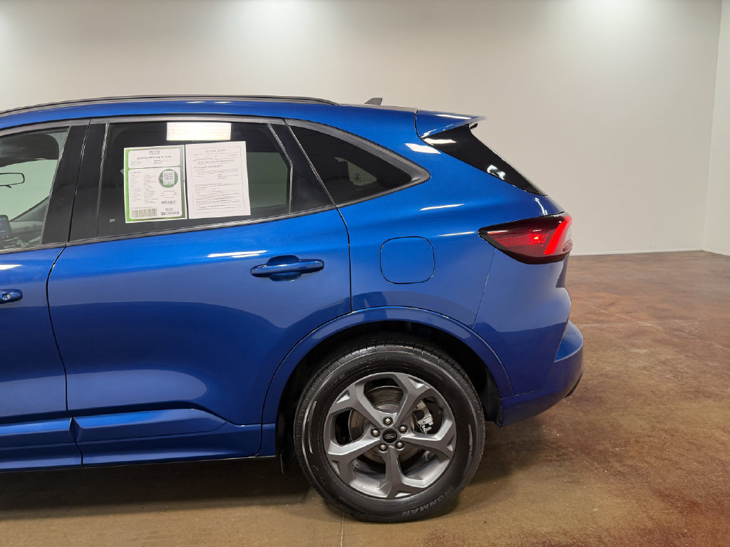 Used 2023 Ford Escape ST-Line AWD/4WD image 36