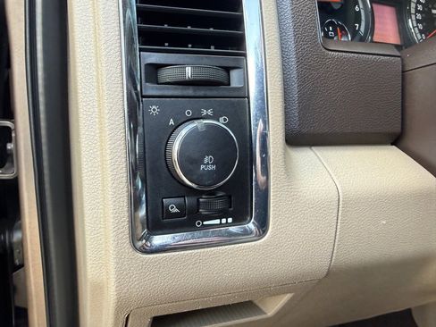 Used 2009 Dodge Ram 1500 Truck Laramie image 21