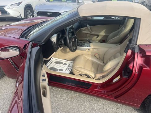 Used 2005 Chevrolet Corvette Convertible w/ Preferred Equipment Group RWD image 12