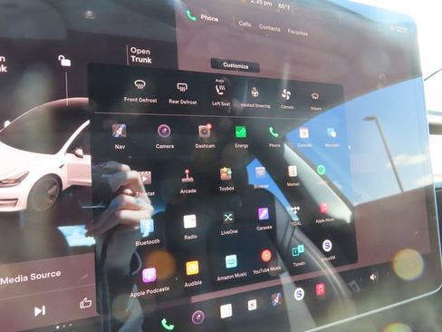 Used 2022 Tesla Model 3 RWD image 24