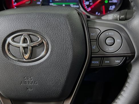 Used 2022 Toyota Camry XSE image 20