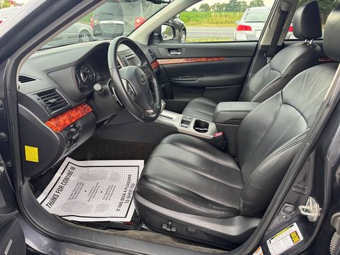 Used 2012 Subaru Outback 2.5i Limited AWD/4WD image 13