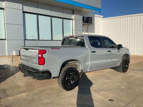 Used 2024 Chevrolet Silverado 1500 LT Trail Boss w/ Convenience Package II image 37