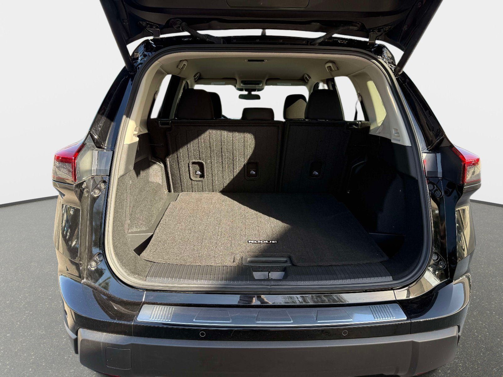 Certified 2020 Nissan Pathfinder SL FWD image 14