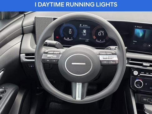 Certified 2025 Hyundai Santa Cruz SEL image 23