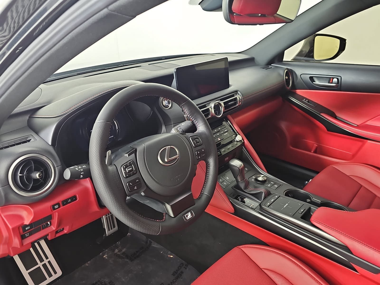 Used 2022 Lexus IS 350 F Sport RWD image 15