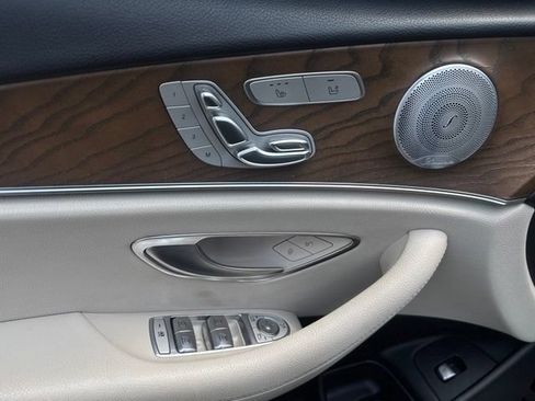 Used 2020 Mercedes-Benz E 350 4MATIC Sedan image 13