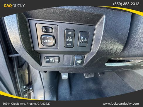 Used 2014 Toyota Tundra SR5 image 11